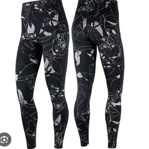 Nike One Women's Black/Gold Flower Print Training Tights size M